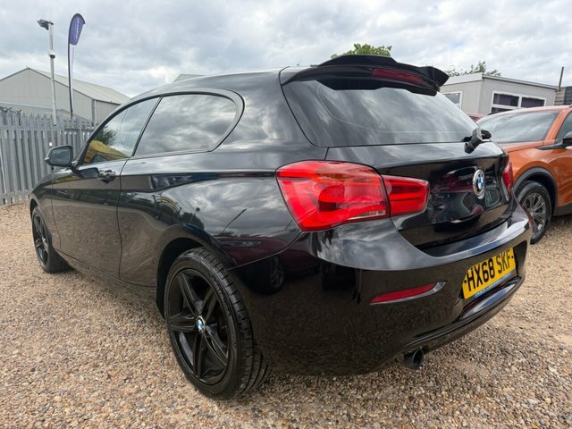 BMW 1 Series 116D Sport Hatchback HX68SKF Black #3