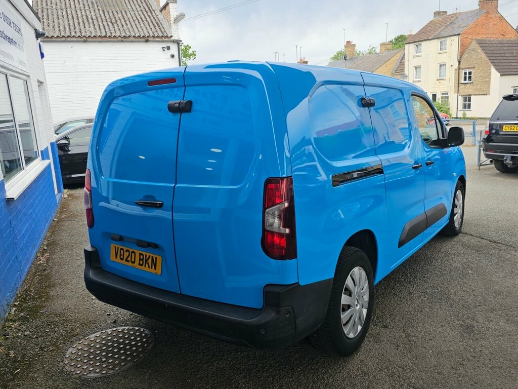 Vauxhall Combo 1.5L Edition VO20BKN Blue #3