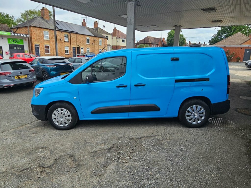 Vauxhall Combo 1.5L Edition VO20BKN Blue #5