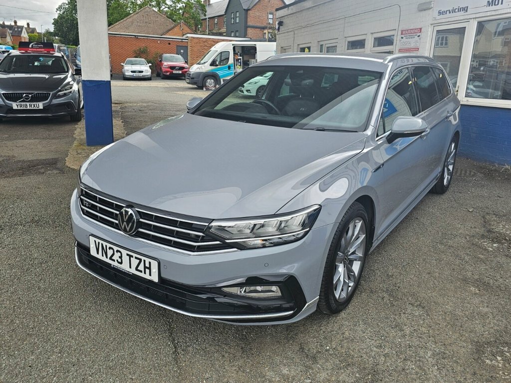 Volkswagen Passat 2L R-line Grey #2