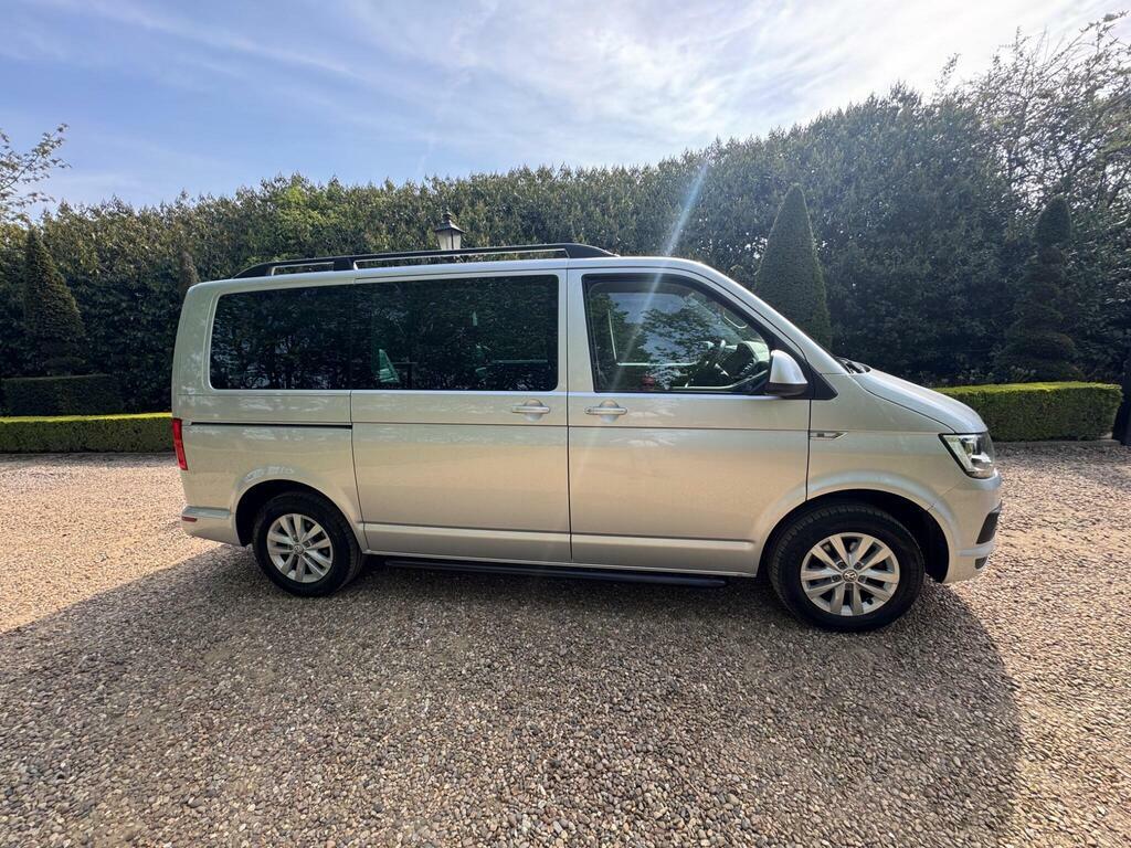 Volkswagen Caravelle 2.0 Tsi Bluemotion Tech Executive Mpv Silver