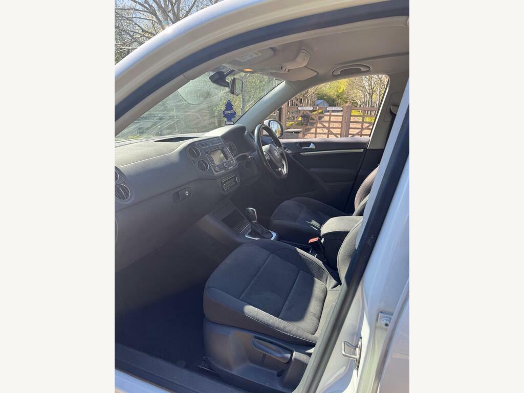 Volkswagen Tiguan 2.0 Tdi Bluemotion Tech Match Dsg 4Wd Euro 5 S S White