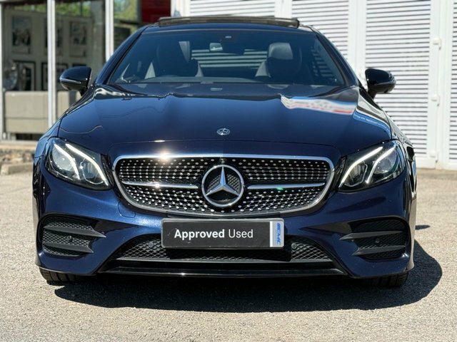 Mercedes-Benz E Class 2017 2.0 E220d Amg Line Premium Coupe FJ67XNA Blue #3