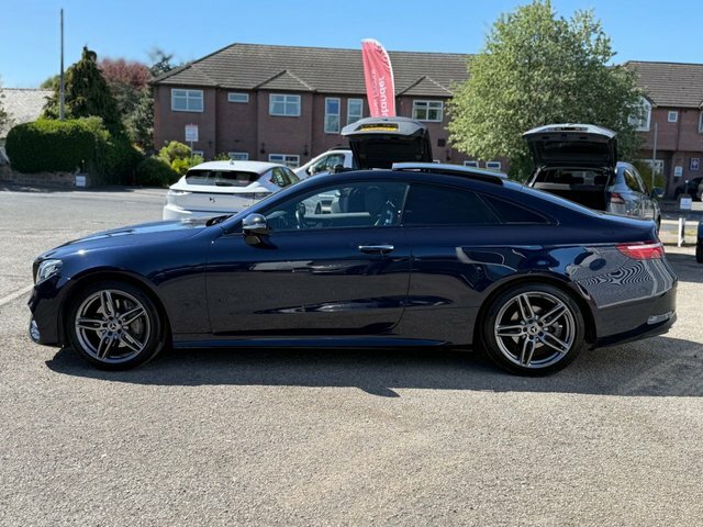 Mercedes-Benz E Class 2017 2.0 E220d Amg Line Premium Coupe FJ67XNA Blue #5