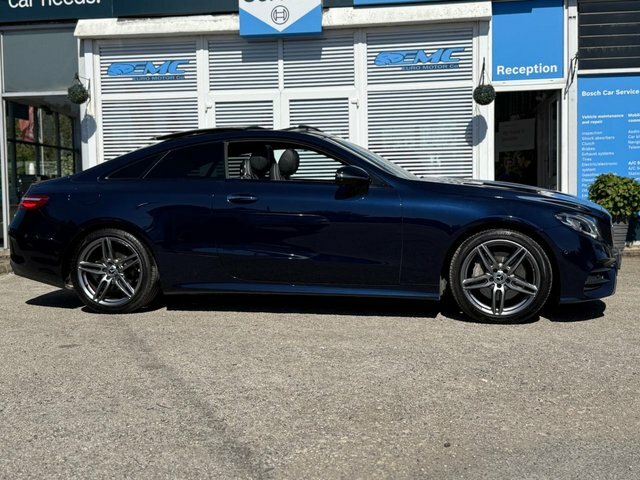 Mercedes-Benz E Class 2017 2.0 E220d Amg Line Premium Coupe FJ67XNA Blue #2
