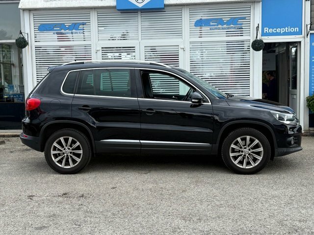 Volkswagen Tiguan 2013 2.0 Tdi Bluemotion Tech Se Suv Man MJ13CYK Black #2