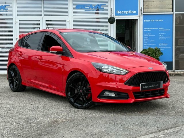 Ford Focus 2018 2.0 Tdci St-2 Hatchback Eur Red