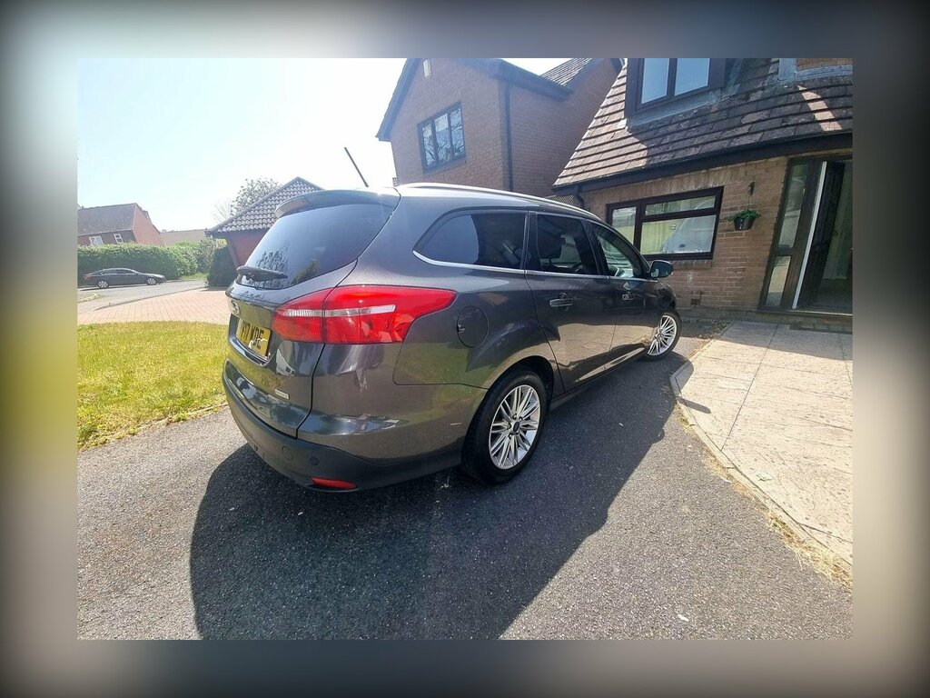 Ford Focus 1.0T Ecoboost Zetec Edition Euro 6 Ss YP17WDE #3