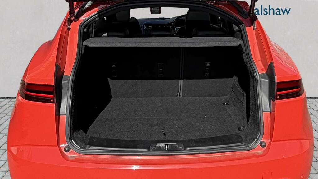 Jaguar E-Pace 2.0D Chequered Flag Edition 2019 OV69KVB Red #5
