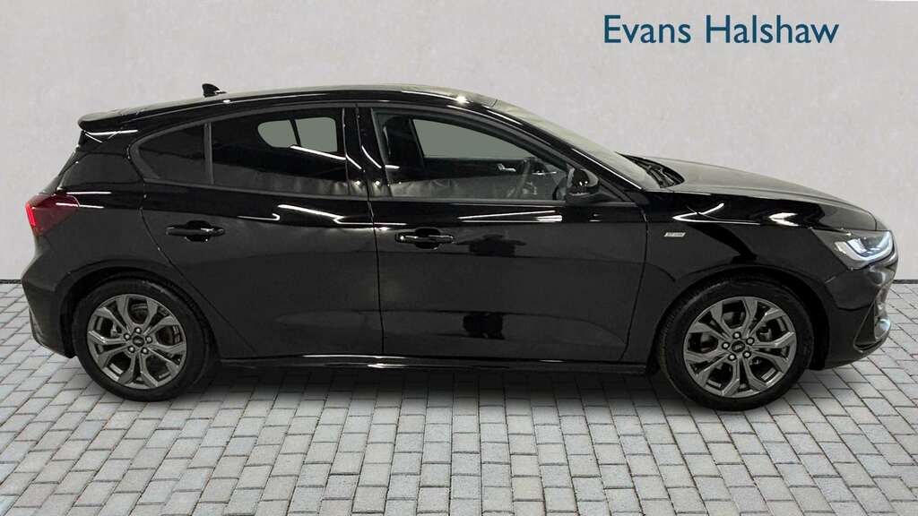 Ford Focus 1.0 Ecoboost Hybrid Mhev St-line 2025 BG75JVZ Black #3