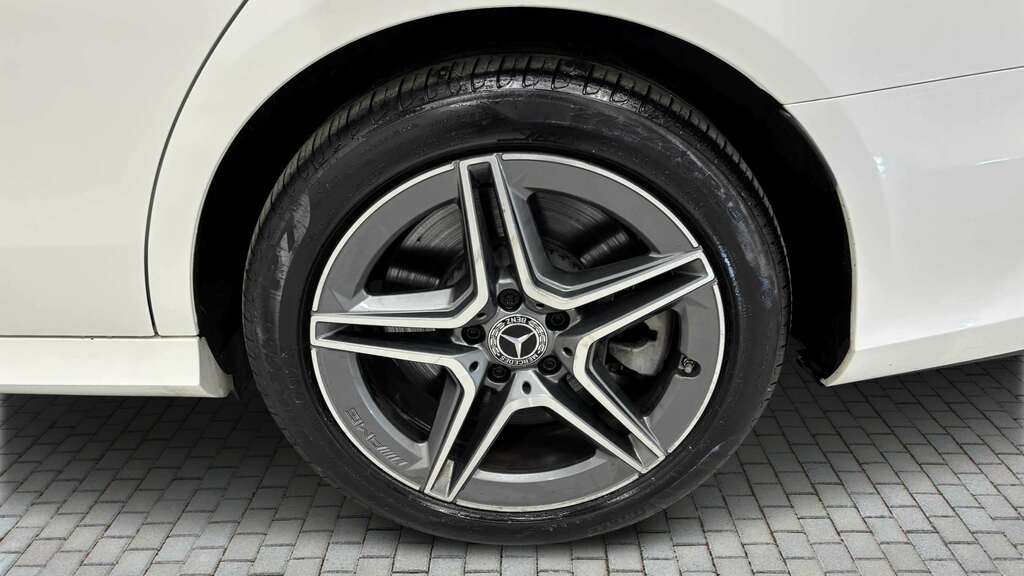 Mercedes-Benz E Class E300de Amg Line 9G-tronic 2020 LO70NUY White #6