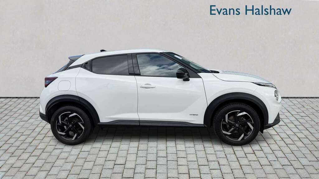 Nissan Juke 1.6 Hybrid N-connecta 2023 LN73OFR White #4