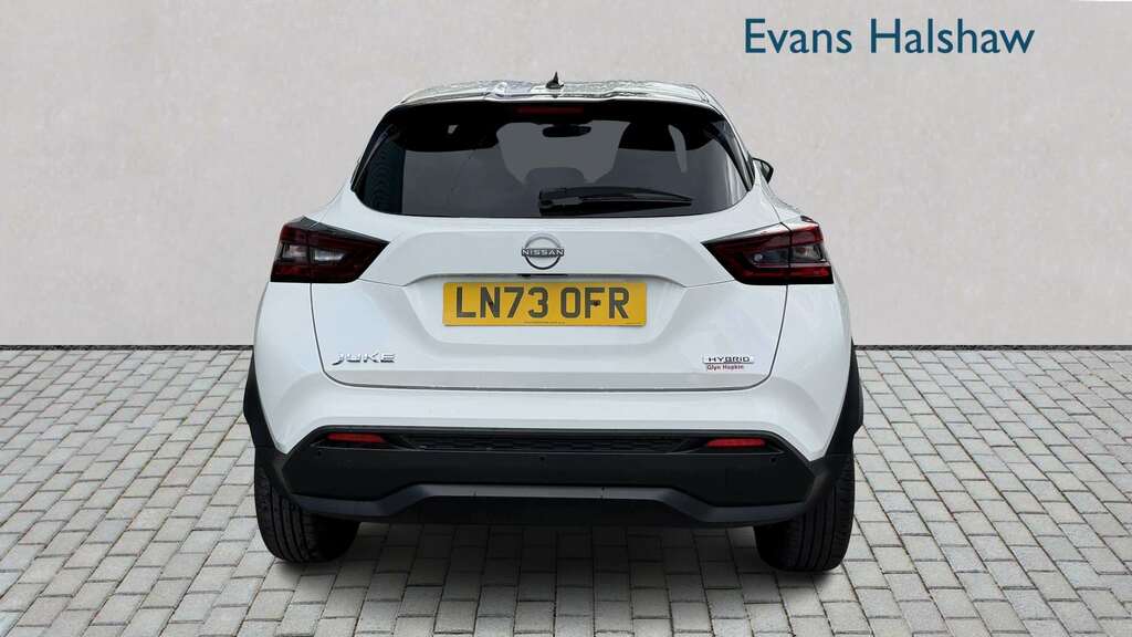 Nissan Juke 1.6 Hybrid N-connecta 2023 LN73OFR White #3