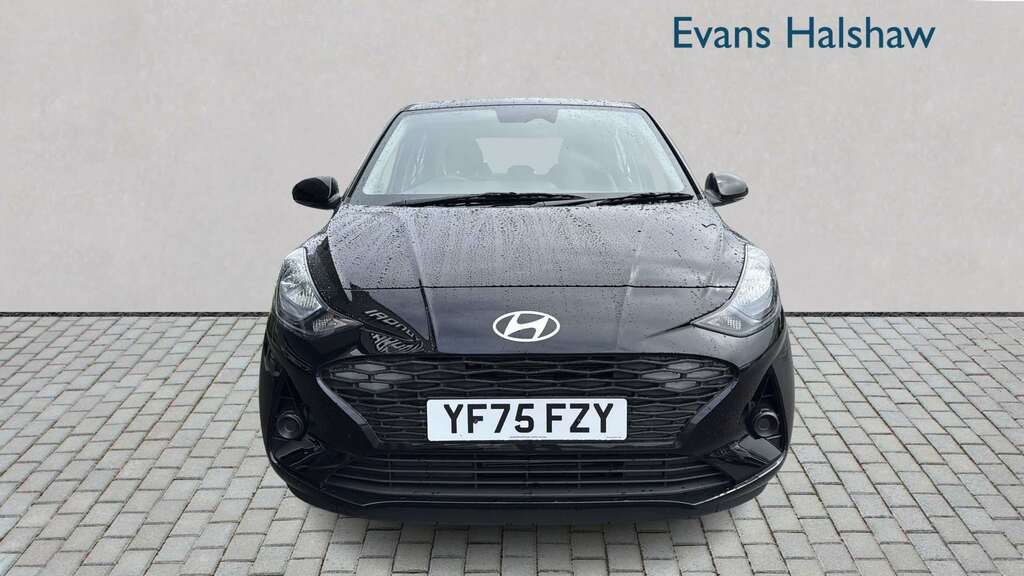 Hyundai I10 1.0 63 Advance Nav 2025 YF75FZY Black #4