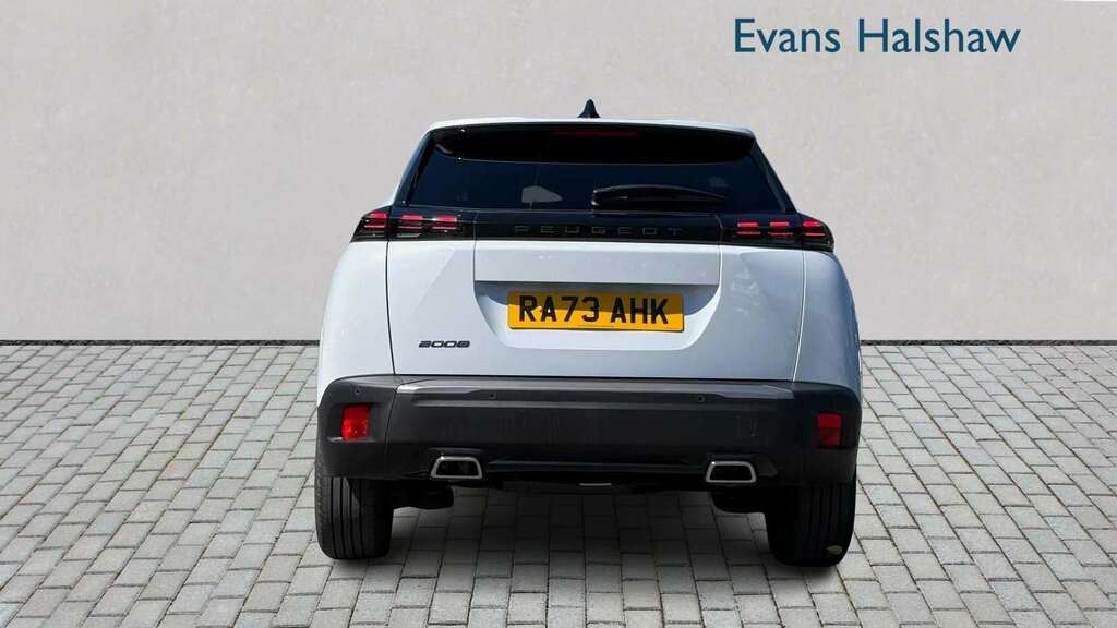 Peugeot 2008 1.2 Puretech 130 Allure 2023 RA73AHK White #4