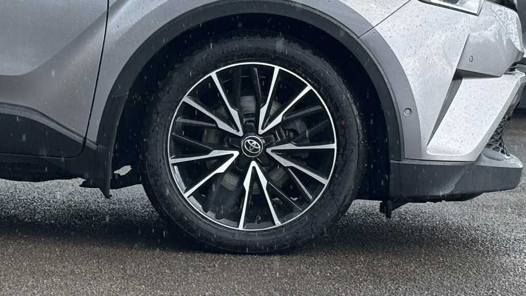 Toyota C-Hr 1.8 Hybrid Excel Cvt 2017 YM67YKV Silver #6