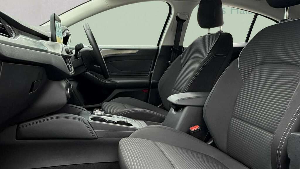 Ford Focus 1.0 Ecoboost 125 Titanium 2021 Grey #5