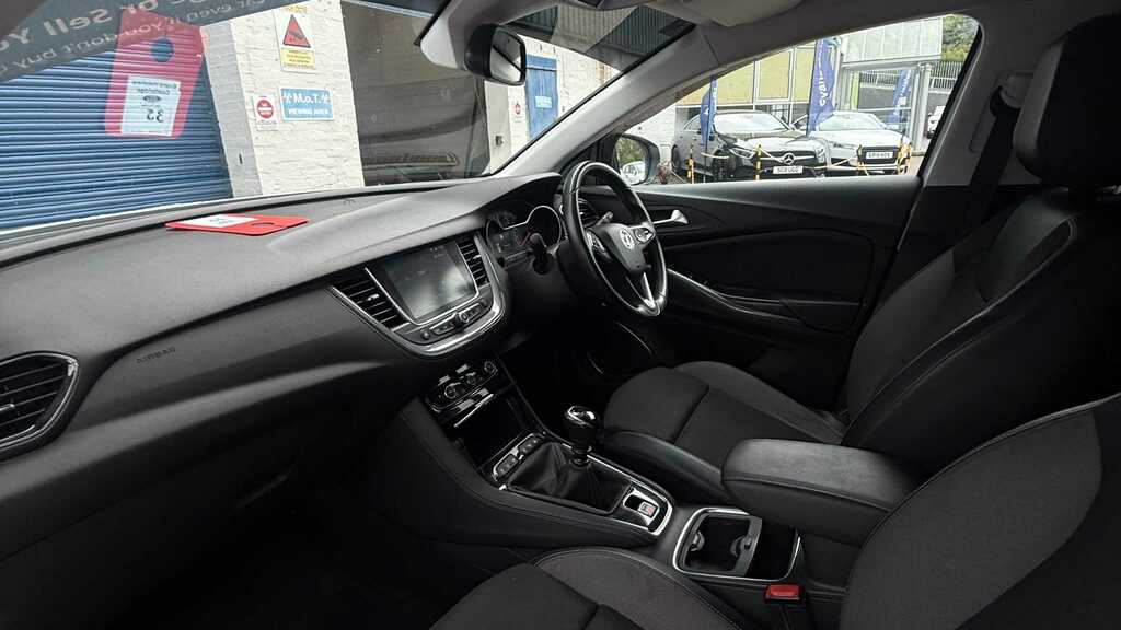 Vauxhall Grandland X 1.5 Turbo D Sport Nav 2019 NG19OTV White #3