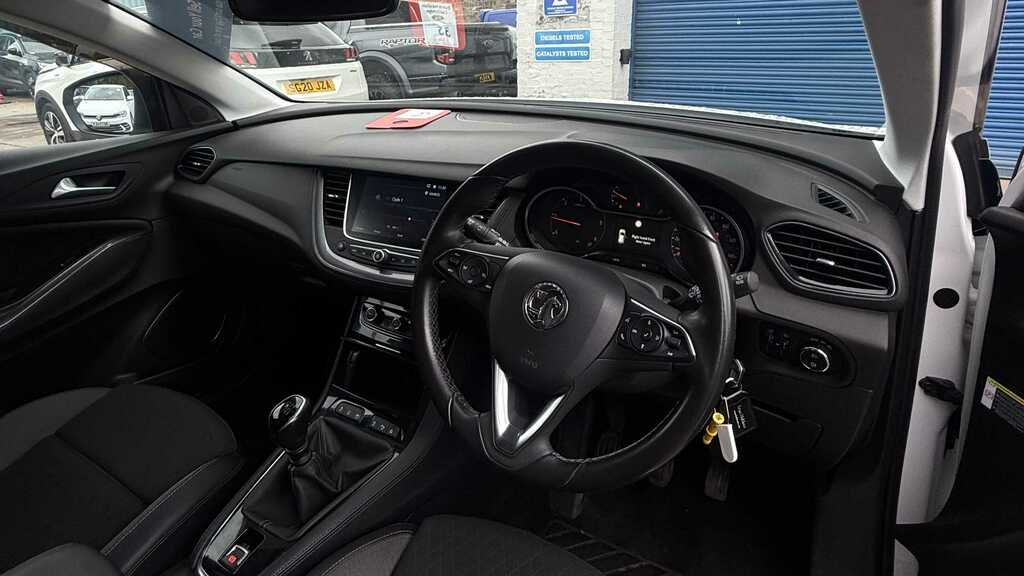 Vauxhall Grandland X 1.5 Turbo D Sport Nav 2019 NG19OTV White #6
