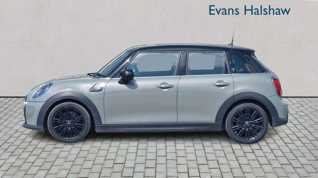 Mini Hatch 1.5 Cooper Exclusive 2022 GF22OWA Grey #3