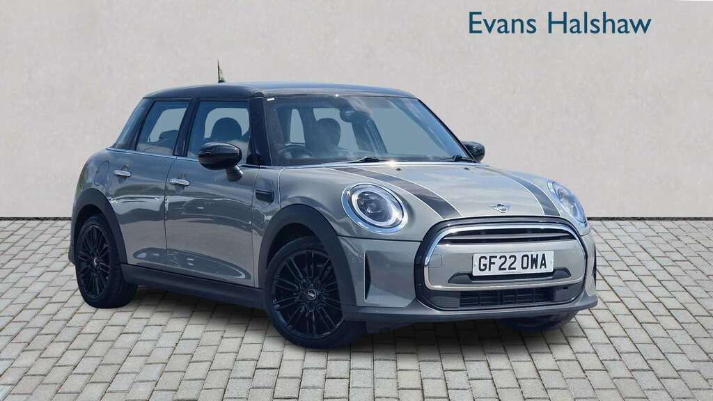 Mini Hatch 1.5 Cooper Exclusive 2022 Grey