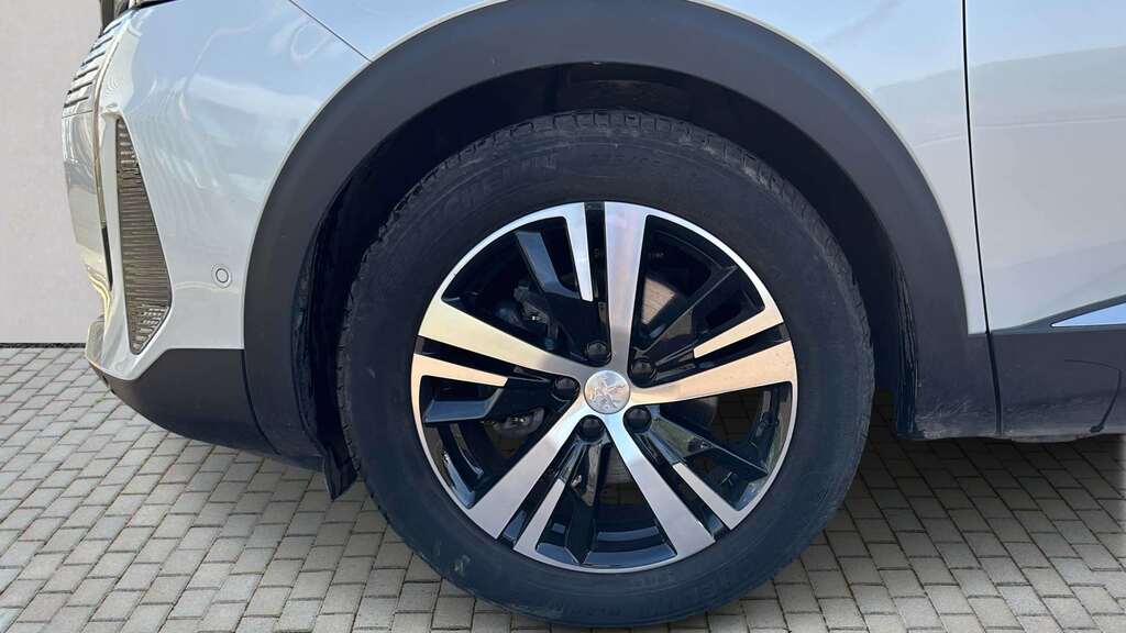 Peugeot 3008 1.2 Hybrid 136 Gt E-dsc6 2023 CF73UGV White #6