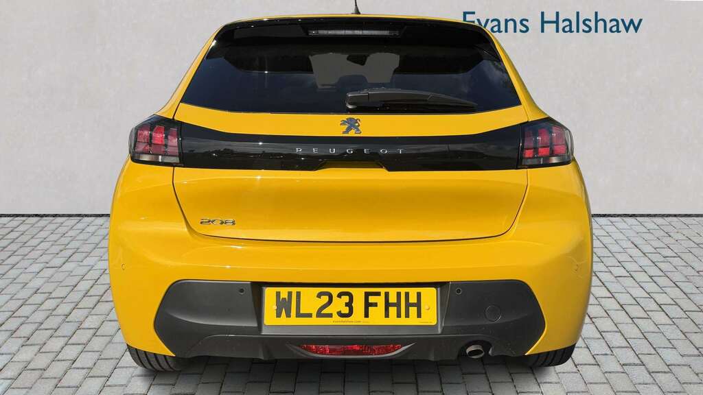 Peugeot 208 1.2 Puretech 100 Active Premium 2023 WL23FHH Yellow #3