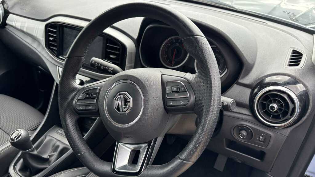 MG MG3 1.5 Vti-tech Exclusive Navigation 2023 KV23WVR Silver #6