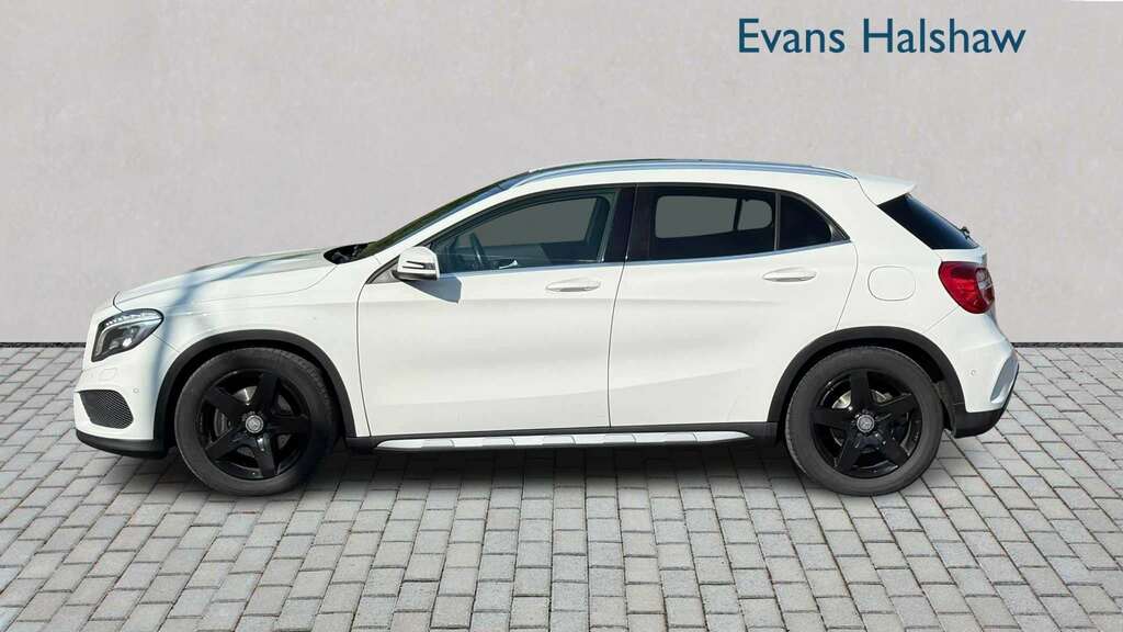 Mercedes-Benz GLA Class 220 Cdi 4Matic Amg Line Pre Plus 2014 DG64GWJ White #5