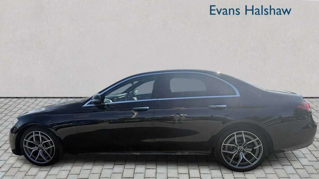 Mercedes-Benz E Class E200 Amg Line Premium 9G-tronic 2023 KT23HKX Black #4