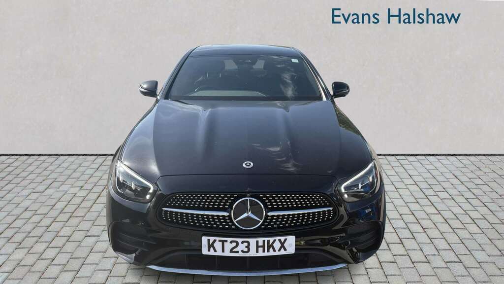 Mercedes-Benz E Class E200 Amg Line Premium 9G-tronic 2023 Black