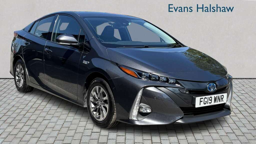 Toyota Prius 1.8 Vvti Plug-in Excel Cvt 2019 Grey