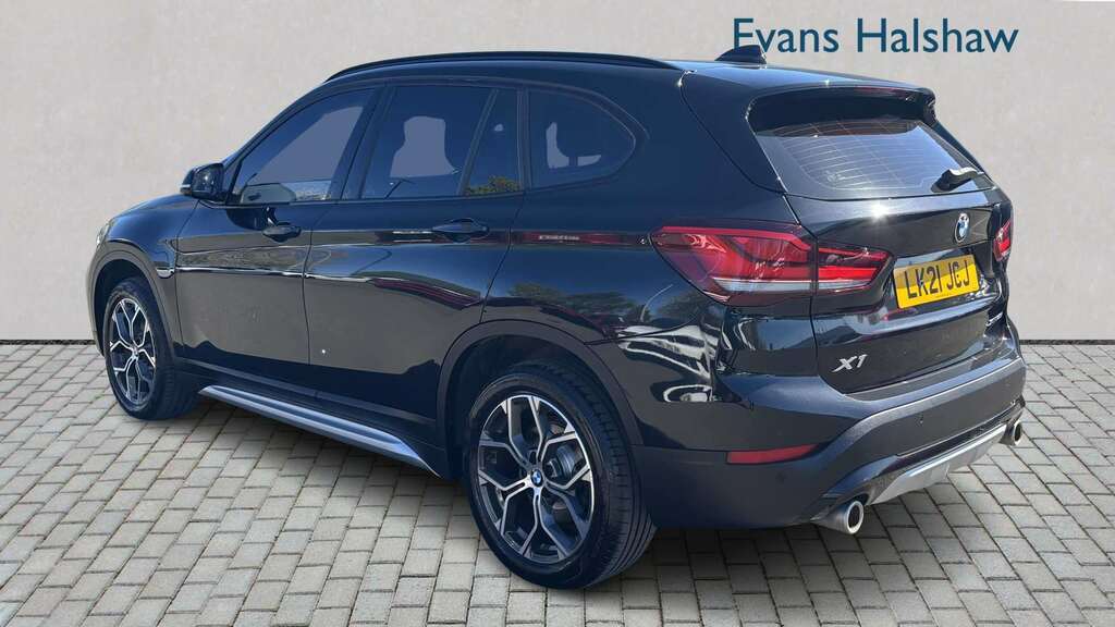 BMW X1 Xdrive 20I 178 Xline Step 2021 LK21JCJ Black #2