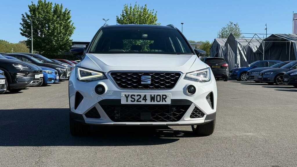 Seat Arona 1.0 Tsi 115 Xperience Lux Dsg 2024 YS24WOR White #4
