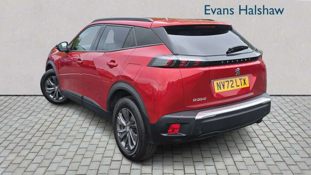 Peugeot 2008 1.2 Puretech Active Premium 2023 NV72LTX Red #2