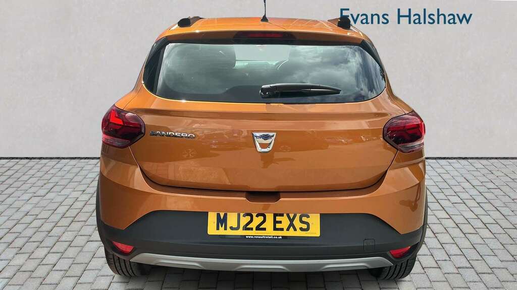 Dacia Sandero Stepway 1.0 Tce Essential 2022 MJ22EXS Orange #3