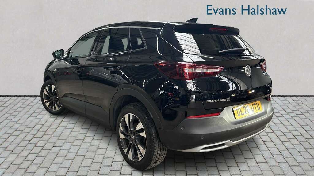 Vauxhall Grandland X 1.2 Turbo Sri Nav 2020 DL20UTU Black #2