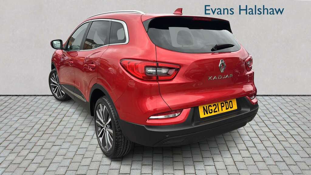 Renault Kadjar 1.5 Blue Dci Iconic 2021 Red #2