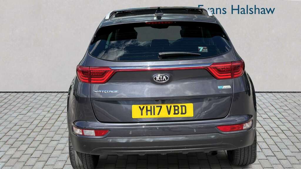 Kia Sportage 1.7 Crdi Isg 3 Dct Panoramic Roof 2017 Silver #6