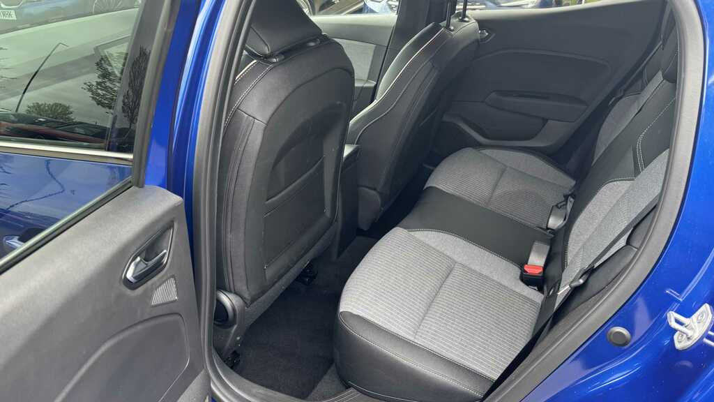 Renault Clio 1.0 Tce 90 Techno 2025 HS25JHY Blue #2