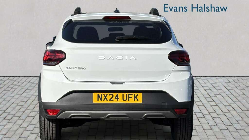 Dacia Sandero Stepway 1.0 Tce Essential 2024 NX24UFK White #5