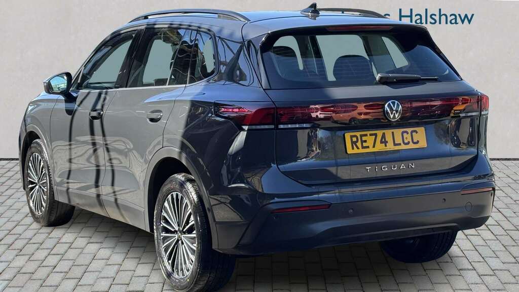 Volkswagen Tiguan 2.0 Tdi Life Dsg 2024 RE74LCC Grey #4