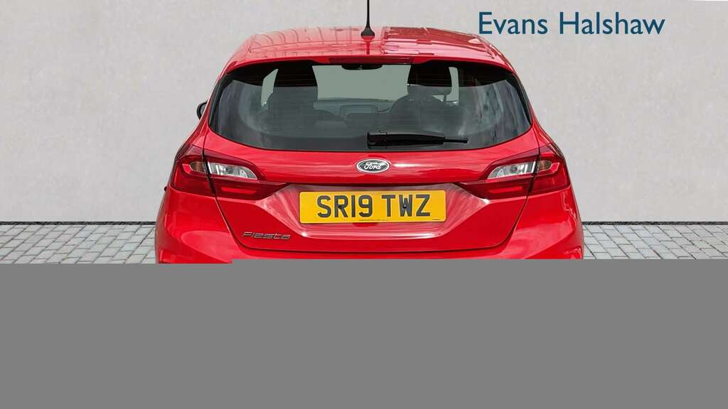 Ford Fiesta 1.1 Zetec 2019 SR19TWZ Red #4