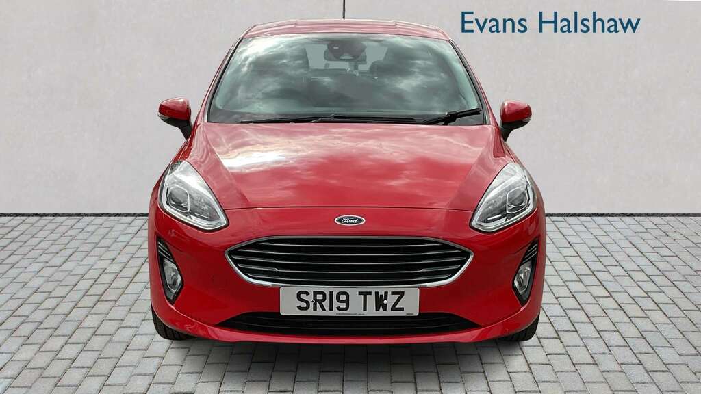 Ford Fiesta 1.1 Zetec 2019 SR19TWZ Red #3