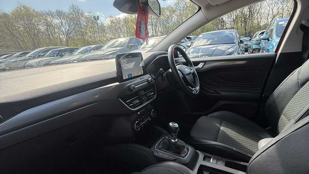 Ford Focus 1.0 Ecoboost 125 Titanium X 2018 SP68HRK Red #5