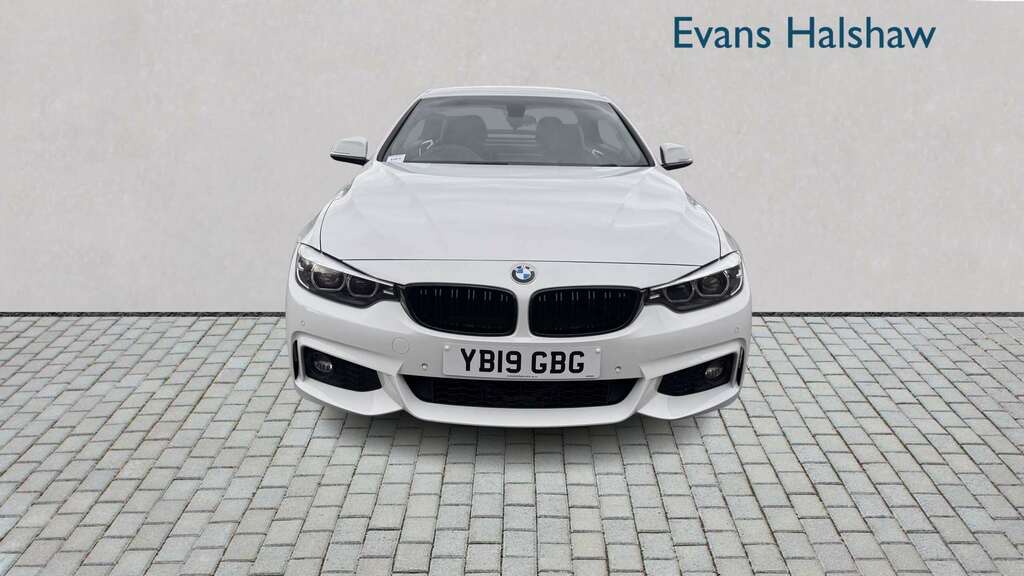 BMW 4 Series 420I M Sport Professional Media 2019 YB19GBG White #2