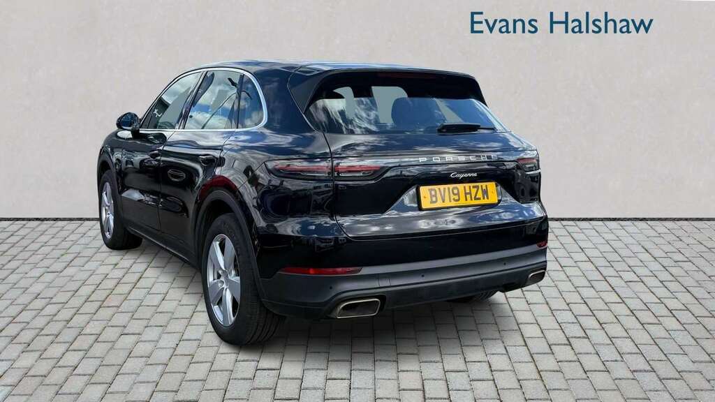 Porsche Cayenne Tiptronic S 2019 BV19HZW Black #2
