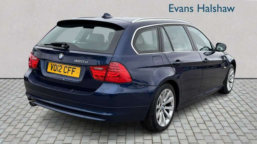 BMW 3 Series 320D 184 Exclusive Edition 2012 VO12CFF Blue #4