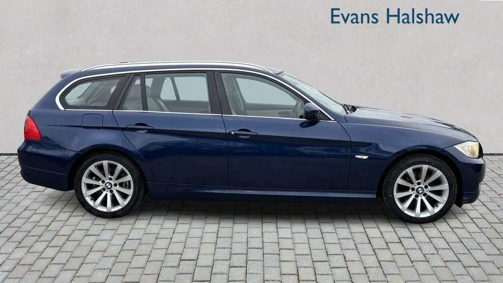 BMW 3 Series 320D 184 Exclusive Edition 2012 VO12CFF Blue #3