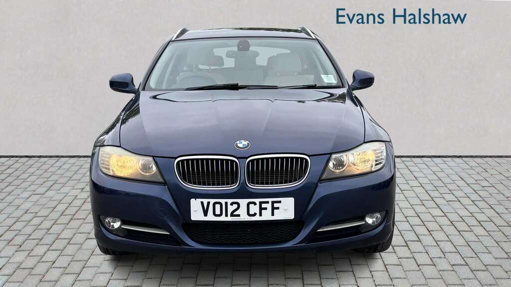 BMW 3 Series 320D 184 Exclusive Edition 2012 VO12CFF Blue #2
